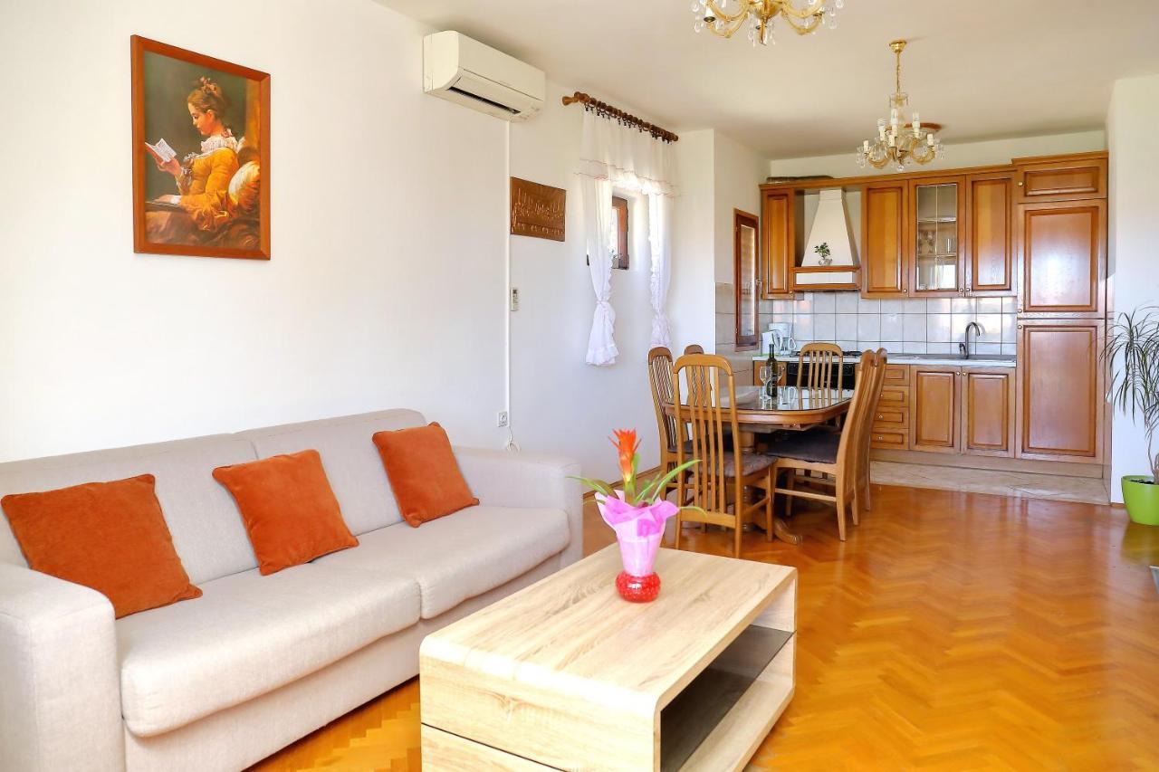 Apartmani Bruno Бибине Екстериор снимка