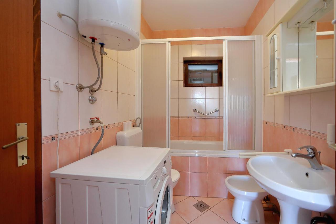 Apartmani Bruno Бибине Екстериор снимка