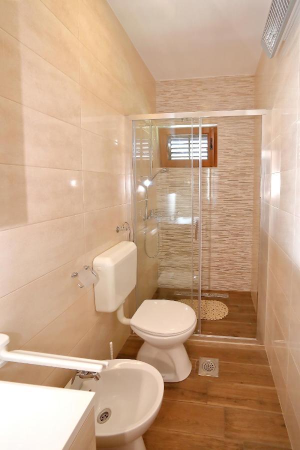 Apartmani Bruno Бибине Екстериор снимка